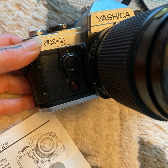 YASHICA FX-D Quartz SLR 35mm Film Camera 50mm lens + macro lens + Tripod Spacer - Picture 4 of 8